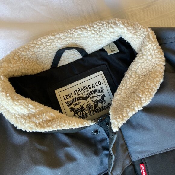 Small Levi's Sherpa Collar Utility Workwear Jacket Black Gray Colorblock Puffer - Picture 10 of 14